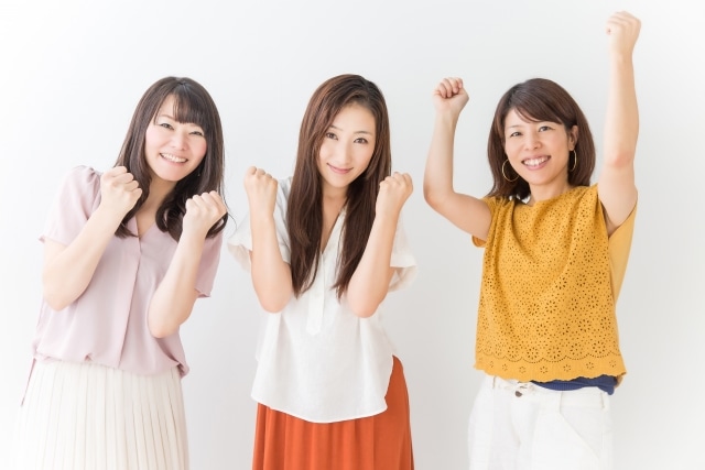 私はクラスの友達に会えてとても嬉しい。